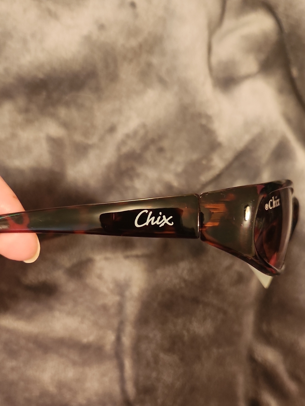 🔥Chix Tortoiseshell Cat-Eye Wrap Sunglasses - Brown Tortoise